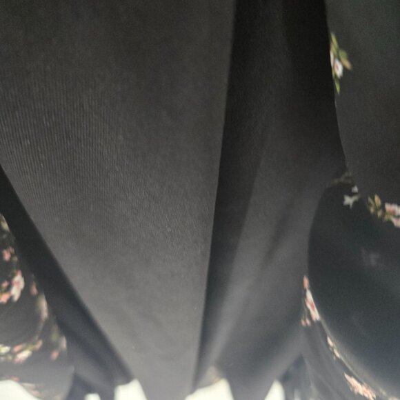 Black Torrid Floral Bird Chiffon V-Neck Short Sleeved Midi Dress Size 2/2X - Picture 11 of 16